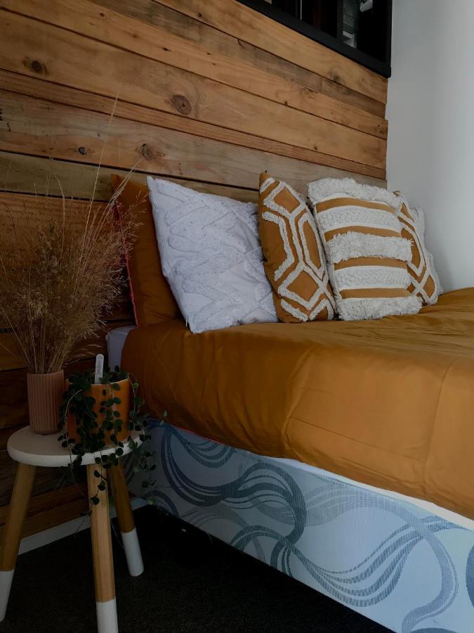 Onehunga Garden Tinyhouse With Parking Hotel Auckland Exterior foto