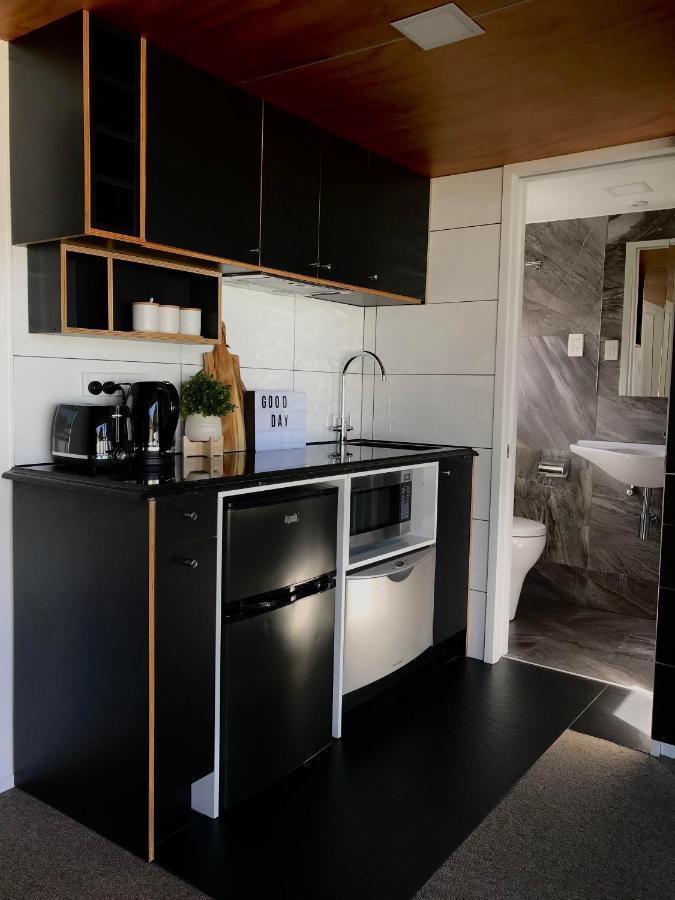 Onehunga Garden Tinyhouse With Parking Hotel Auckland Exterior foto